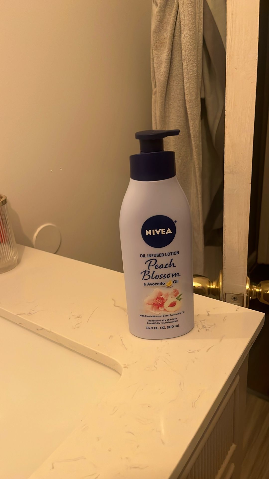 Nivea Brand New Peach Blossom Oil Infused Lotion