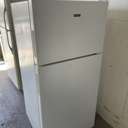 Ge Refrigerator 