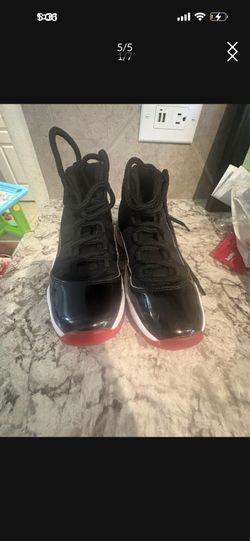Bred 11s size 5y