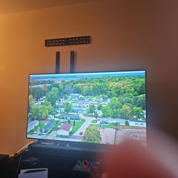 65 Inch Samsung TV Great Condition