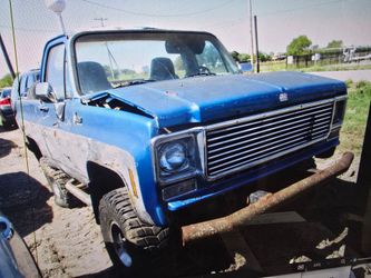 FOR PARTS 1976 CHEVY K5 BLAZER