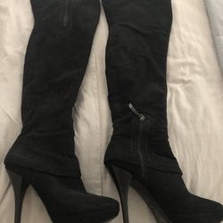 Women’s Guess Boots 
