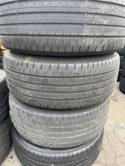 (4) 255/45R20 SET OF USED TIRES DUNLOP 50% LIFE !!