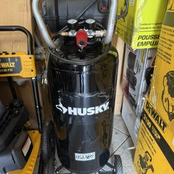 Compresor Husky 200 Psi. 20 Galones 