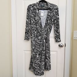 NWT Lauren Ralph Lauren Wrap Dress Size 6