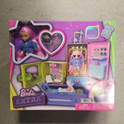 Barbie Extra Chelsea Playset New