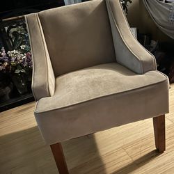 Accent Arm Chair 