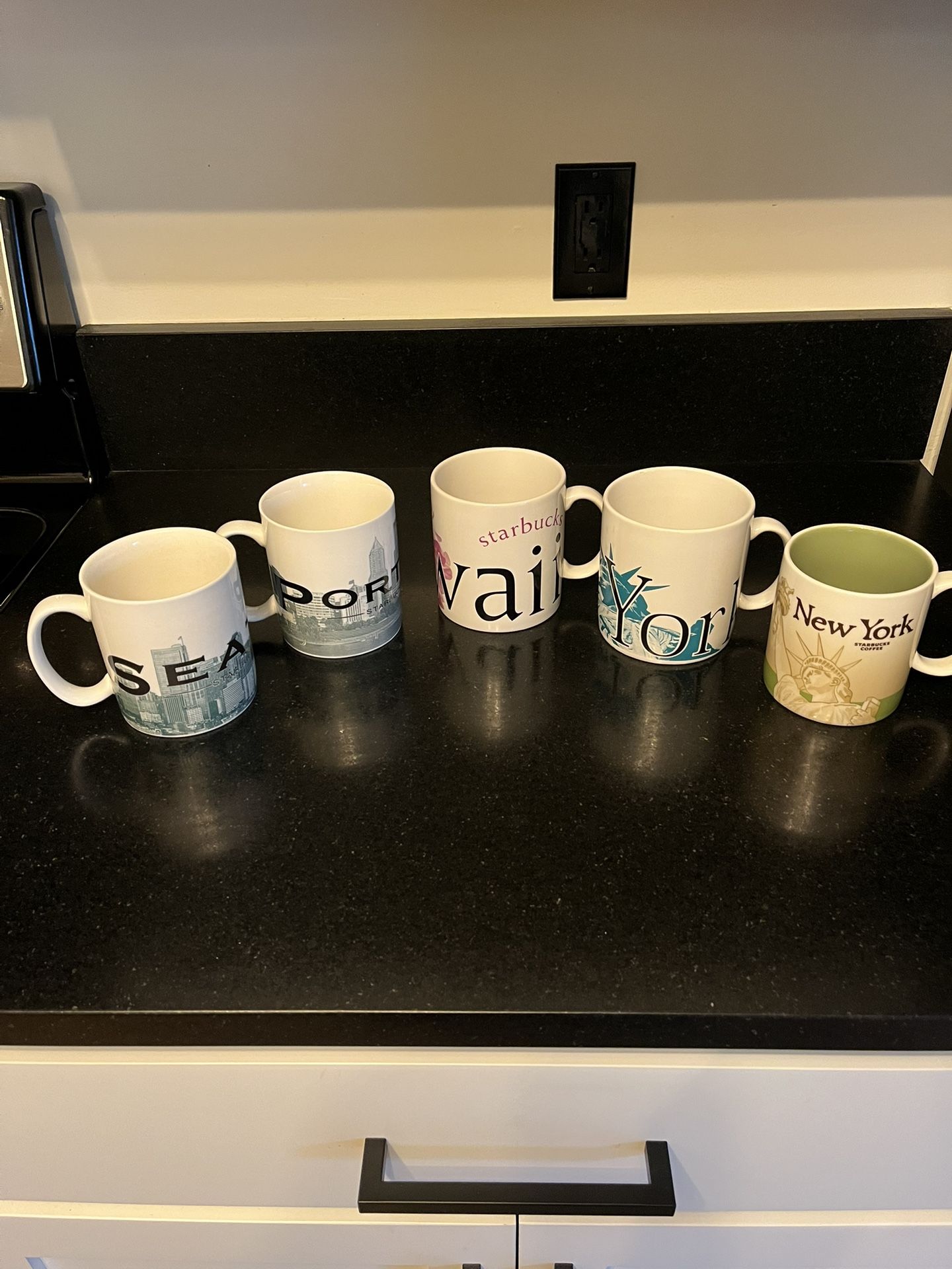 5 Starbucks Coffee Cups