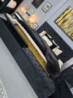 ✨️ King, Queen Storage Bed Frames ✨️ Furniture Sectionals, Bedrooms, Dining Avail