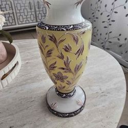 Elegant Decorative Vase Onyx Stone