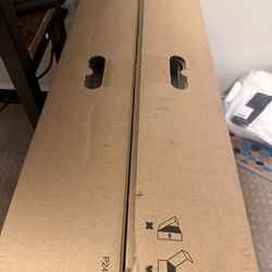  Dell 24 USB-C Hub Monitor - P2422HE