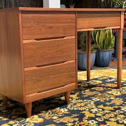 Beautiful Mid Century Walnut Desk