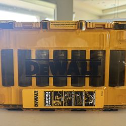 DEWALT DWMT74737 1/2-Inch Drive Deep Metric Impact Socket Set 7pc