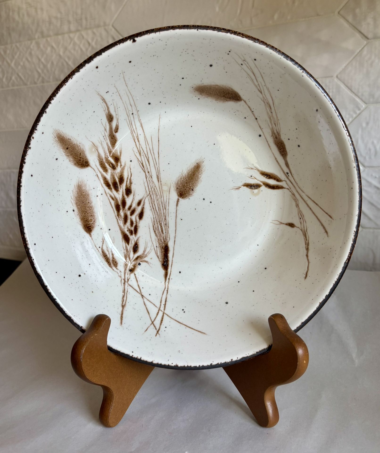 Vintage Stonehenge Midwinter Wild Oats Stoneware Serving Bowl