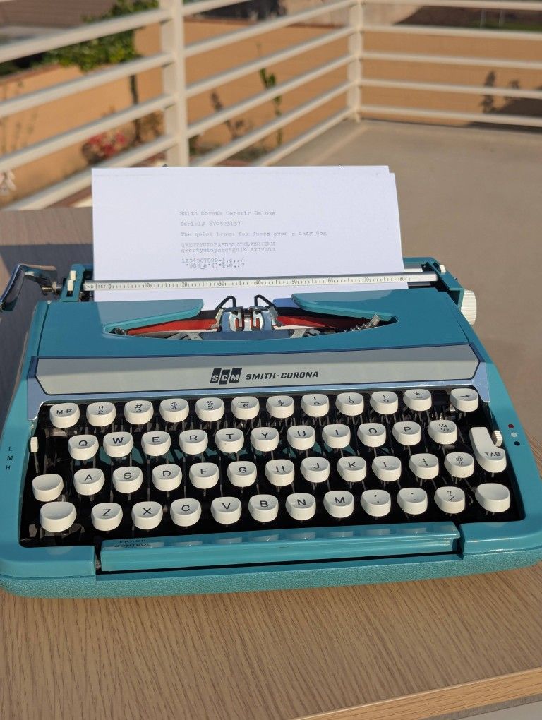 Smith Corona Corsair Deluxe (Circa 1965) Turquoise Typewriter