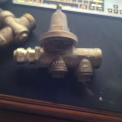 Pressure Reducing Valves 1"  
