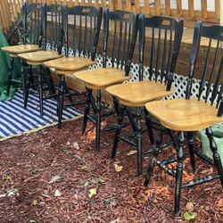 6 Bar Stools