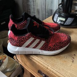 Kids 3 1/2 US Size Adidas 