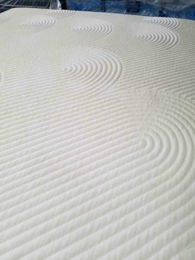 Queen Sizes Mattress Memory Foam Tempur-pedic