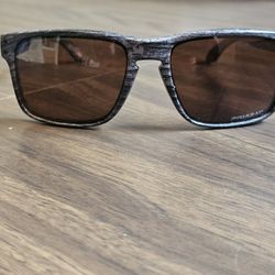 Oakley Holbrook XL Woodgrain With Prizm Tungsten Polirized Lenses 