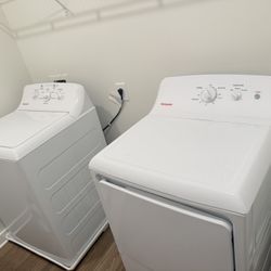 Washer An Dryer $700