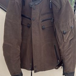 Reduced—-Genuine Harley Davidson Jacket (Size Large)
