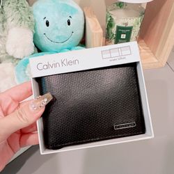 Calvin Klein Mens Wallet Genuine Leather with gift box/NWB