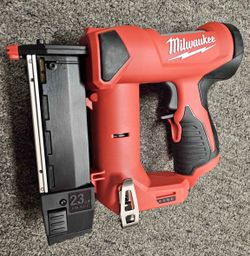 Milwaukee M12 12-Volt 23-Gauge Lithium-Ion Cordless Pin Nailer (Tool-Only)