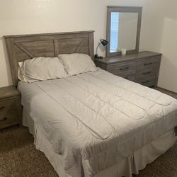 Queen Size Bed Set