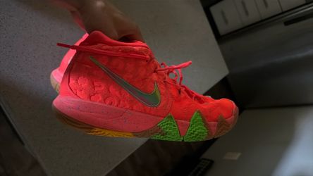 Kyrie 4 Limited addition lucky charms