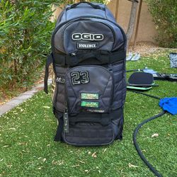 OGIO Rig 9800 
