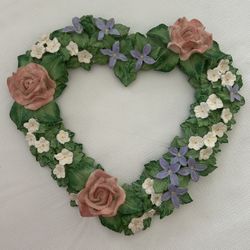 Heart Shaped Floral Wall Decor