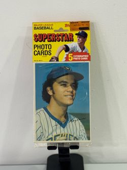 1981 Topps Baseball Superstar Photo Cards 5 Photo Cards per Pack 7 X 5" Card