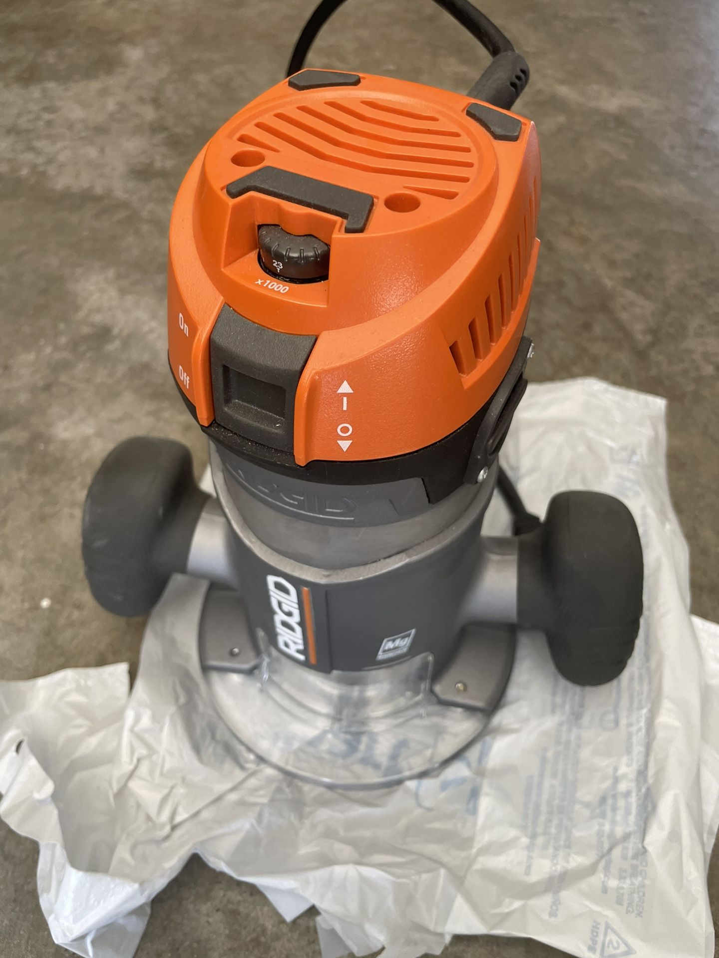 RIDGID 11 AMP ROUTER