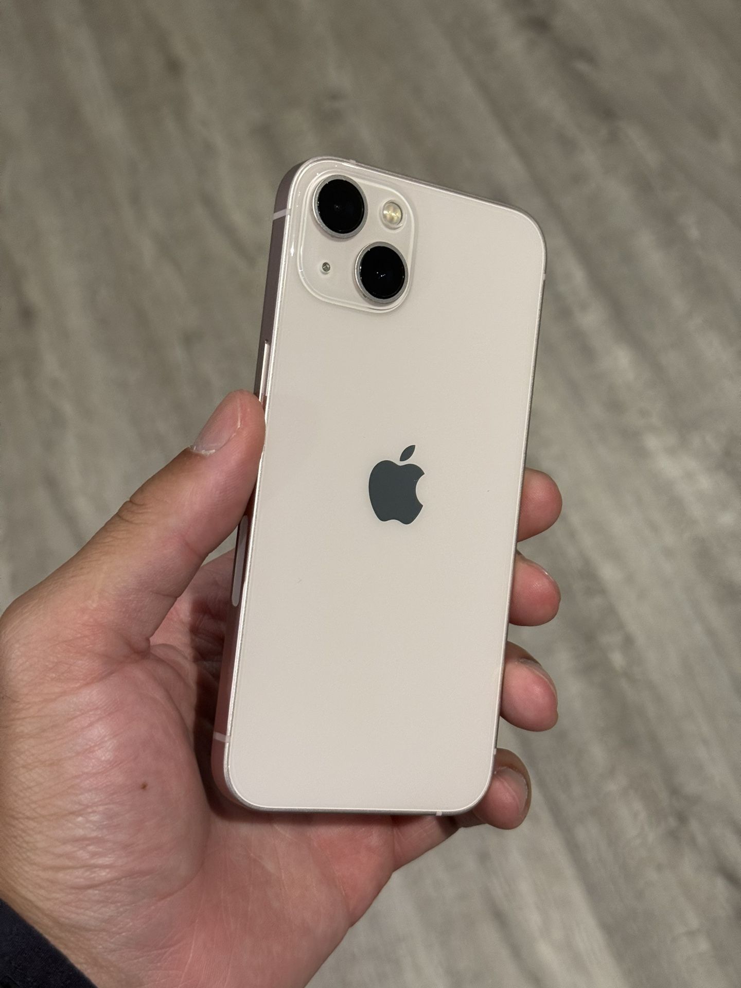 IPhone 13 UNLOCKED -128GB - Pink