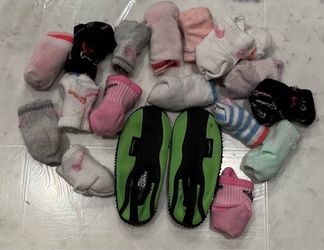 Lot of Baby Socks Size Newborn to 12 Months