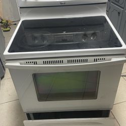 Whirlpool, Matching, Electric Stove And Dishwasher