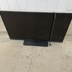 TV… WORKS GREAT… LESS THEN 2 Years Old… $40 OBO