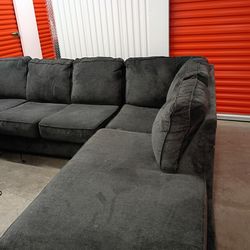 Altari 2 piece sectional