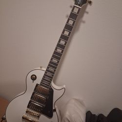 Chibson Les Paul.....Newish.....$250