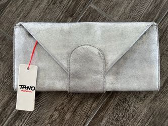 Tano Envelope Clutch