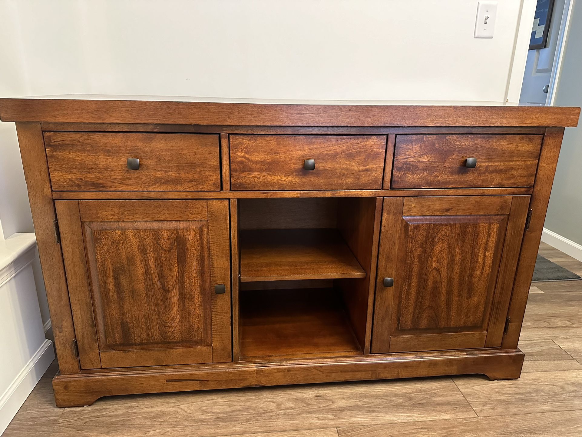 Steve Silver Furniture Buffet-Server