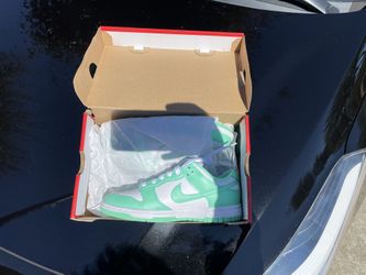 Nike Womens Dunk Low “Green Glow”