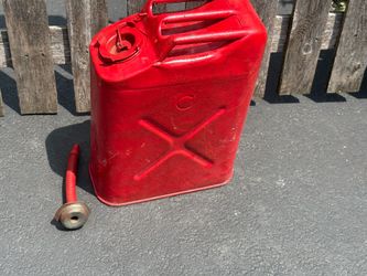 Vintage DOT-5 USMC Marine Jerry Jeep Gas Can w/ spout 20-3-78