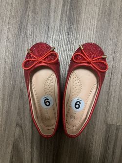 Red Flats/sandals Girls/toddlers