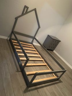Two Bellemave Twin Size House-Shaped Headboard Floor Bed with Fences, Wooden Montessori Bed for Kids,House Bed Twin Frame for Girls,Boys (Gray)