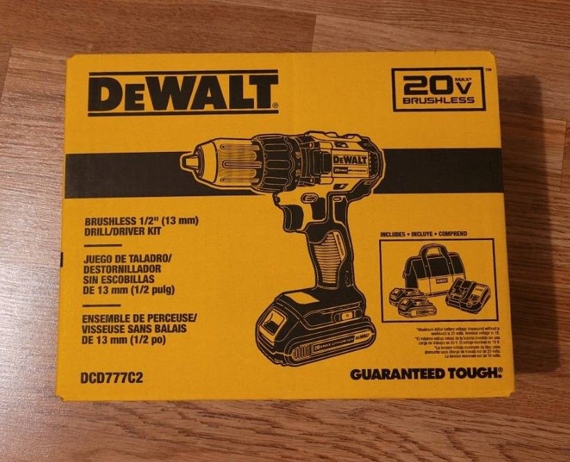 New Dewalt 20v Brushless Cordless 1/2" Drill Kit. $110 Firm Pickup Only