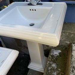 FREE Pedestal Sinks (2)