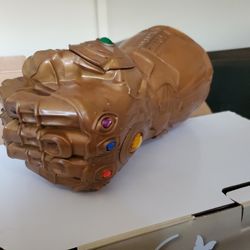 MARVEL THANOS GAUNTLET