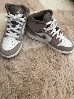 Youth Air Jordan Mid